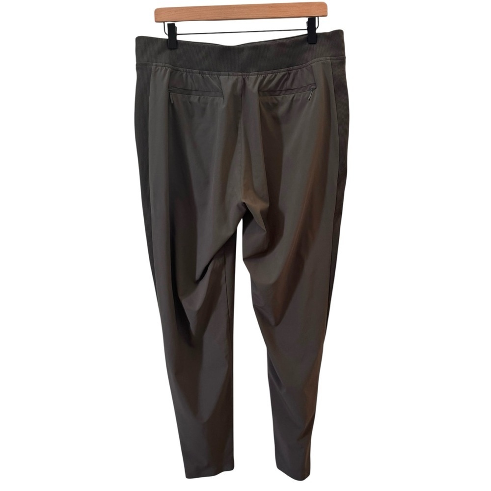 Athleta Brooklyn Ankle Pant in "Mountain Olive" Green Size 14T - Picture 9 of 13